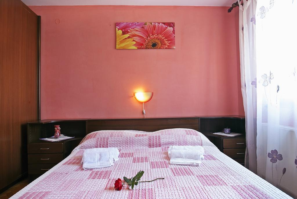 Apartments Elda Rovinj Room photo