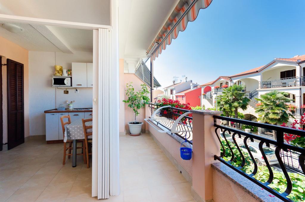 Apartments Elda Rovinj Exterior photo