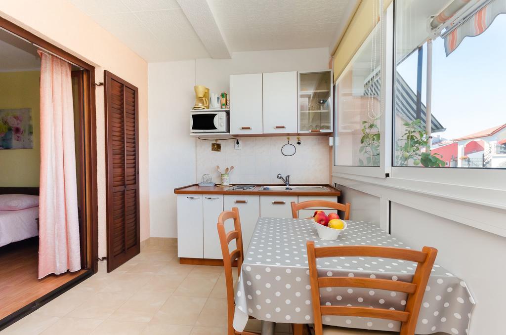 Apartments Elda Rovinj Exterior photo