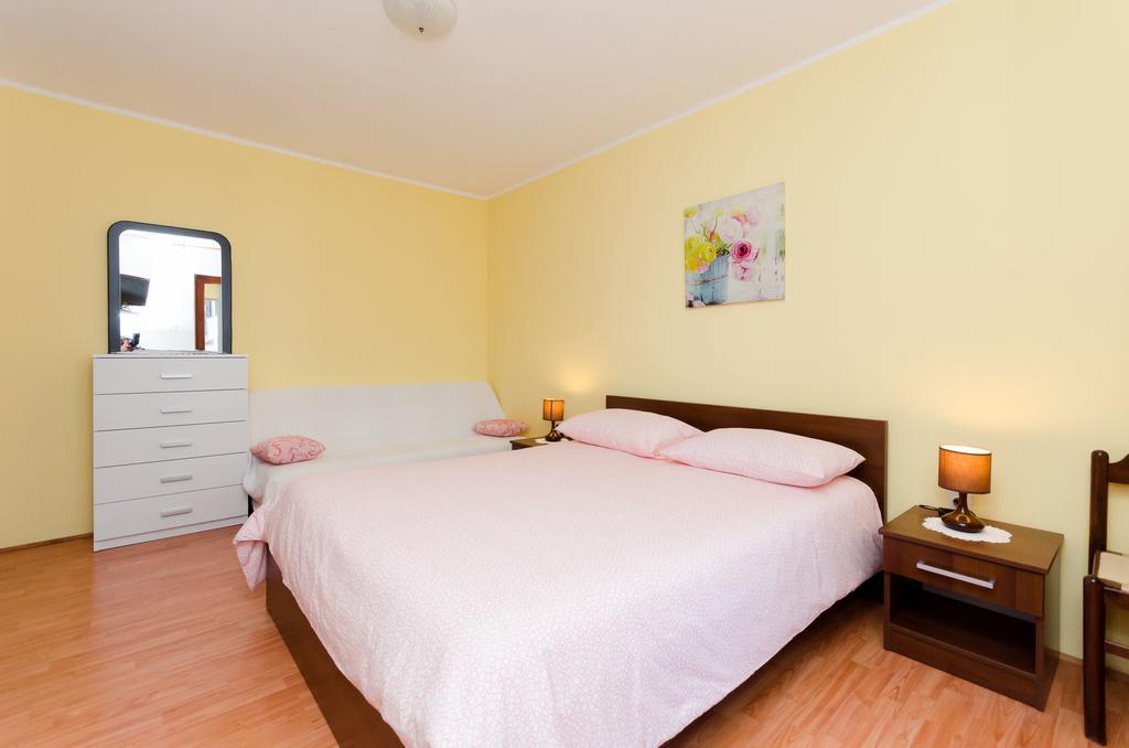 Apartments Elda Rovinj Exterior photo