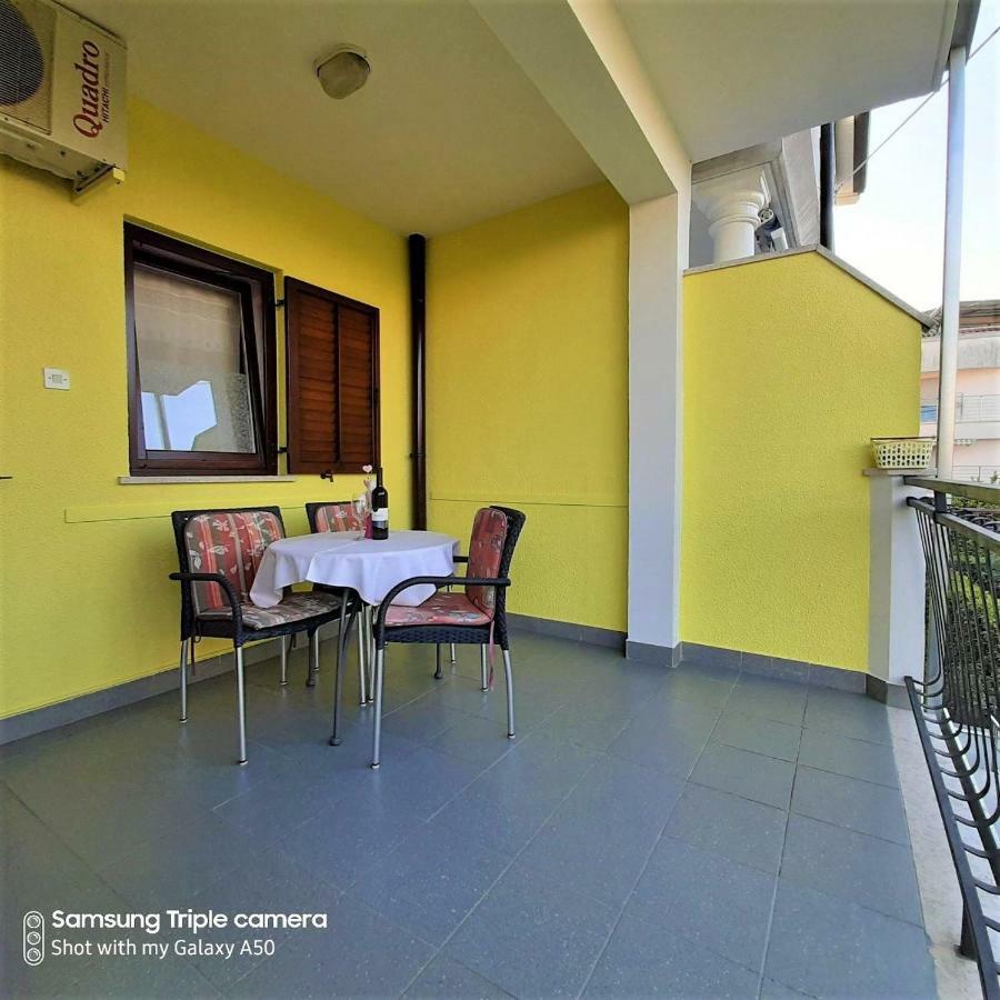 Apartments Elda Rovinj Exterior photo